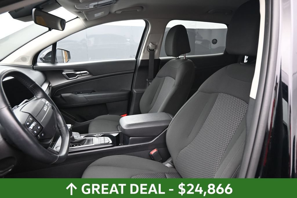 Used 2026 Kia Sportage LX FWD image 25
