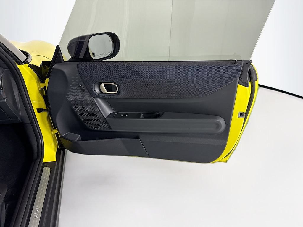 New 2026 MINI Cooper 2-Door Hardtop FWD image 25