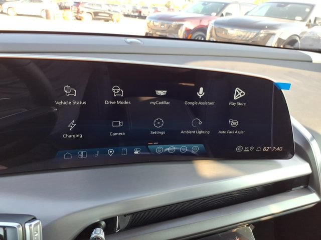 New 2027 Cadillac Vistiq Luxury AWD/4WD image 31
