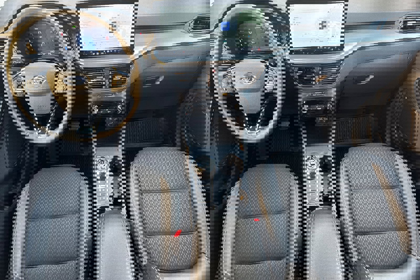 Certified 2025 Ford Escape SE image 14