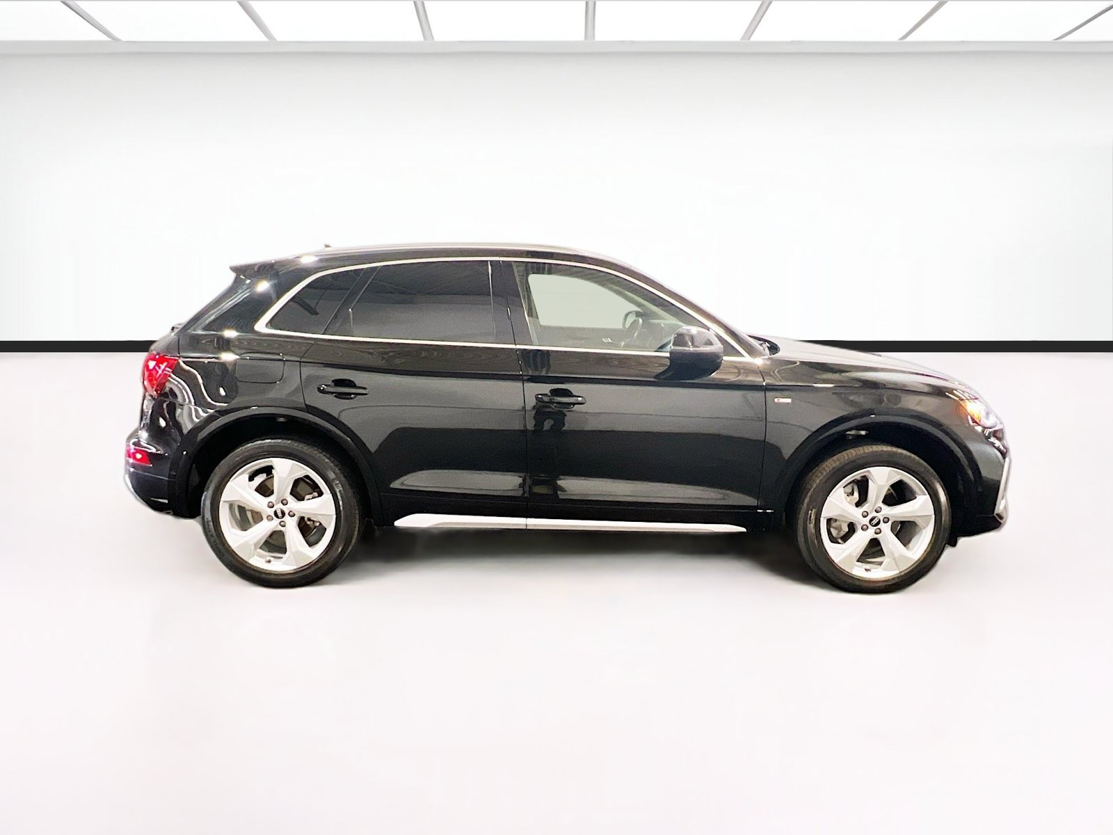 Used 2023 Audi Q5 2.0T Prestige AWD/4WD image 26