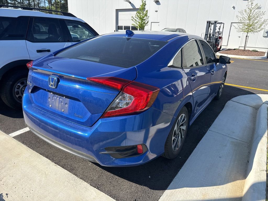 Used 2018 Honda Civic EX image 3