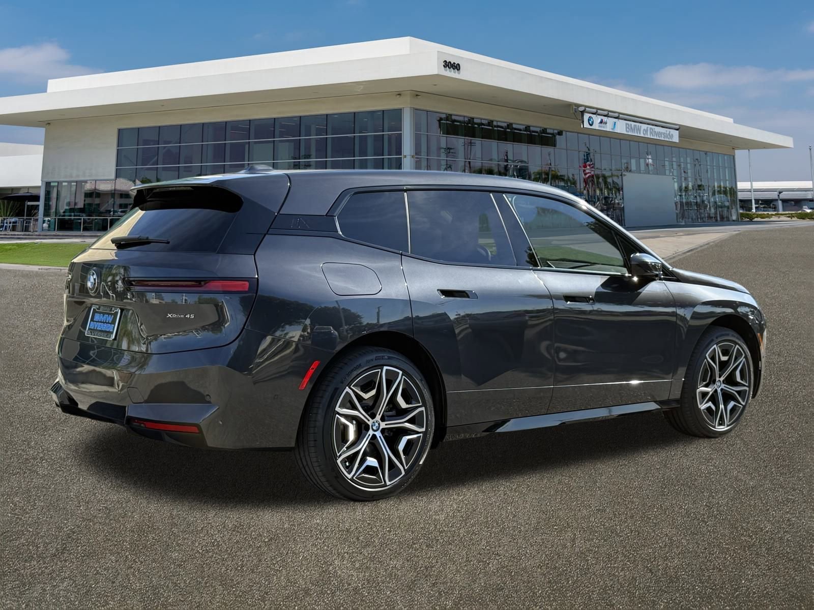 New 2026 BMW iX xDrive45 image 11