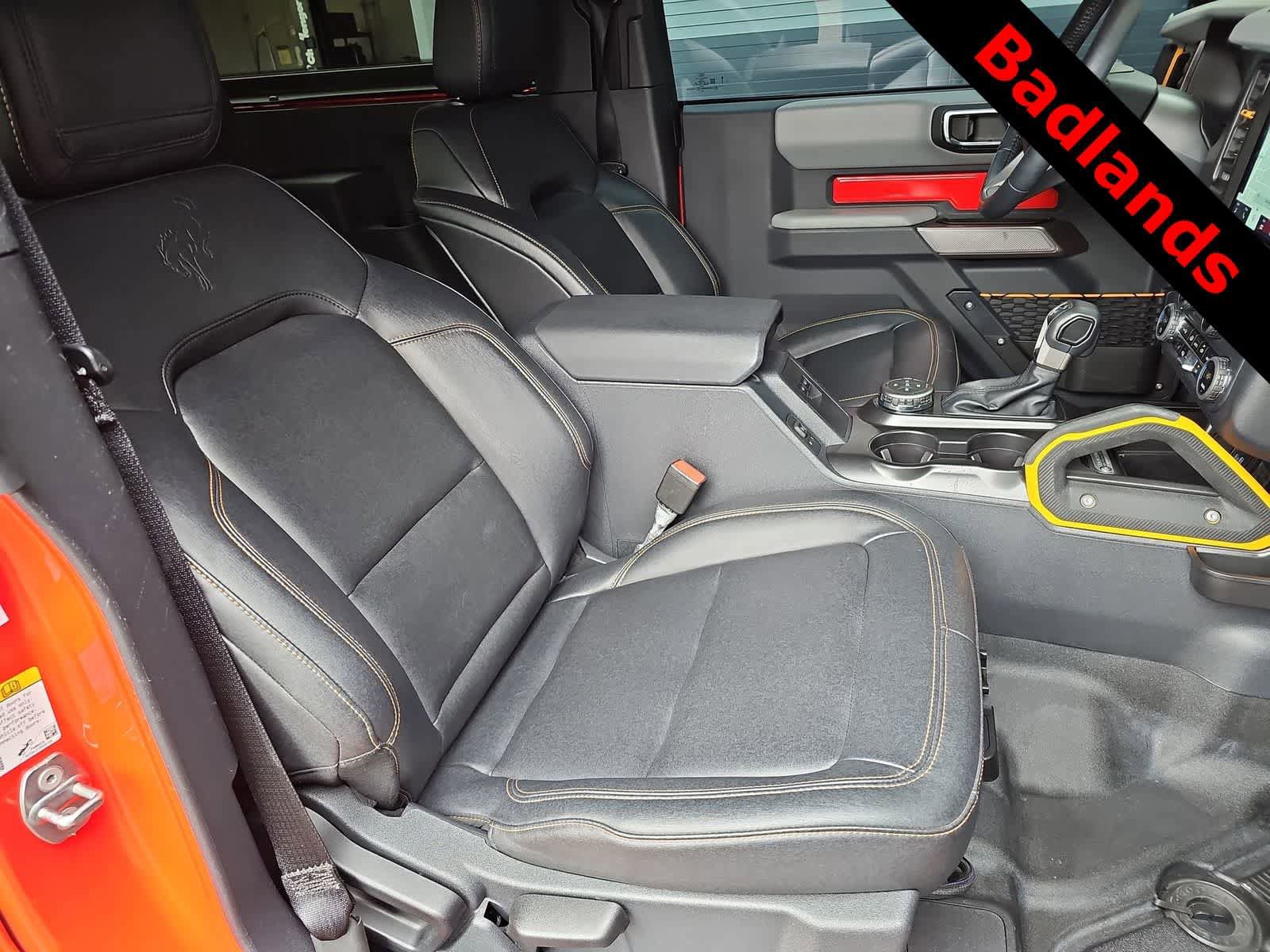 Used 2023 Ford Bronco Badlands image 17