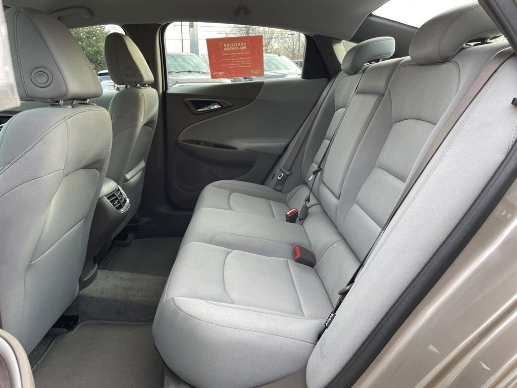 Used 2025 Chevrolet Malibu LT image 39