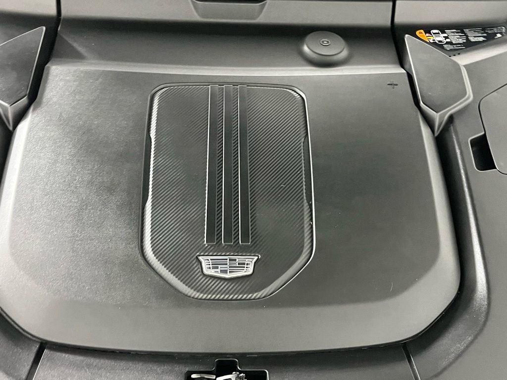 Used 2024 Cadillac Lyriq Tech w/ Driver Assist Package image 34