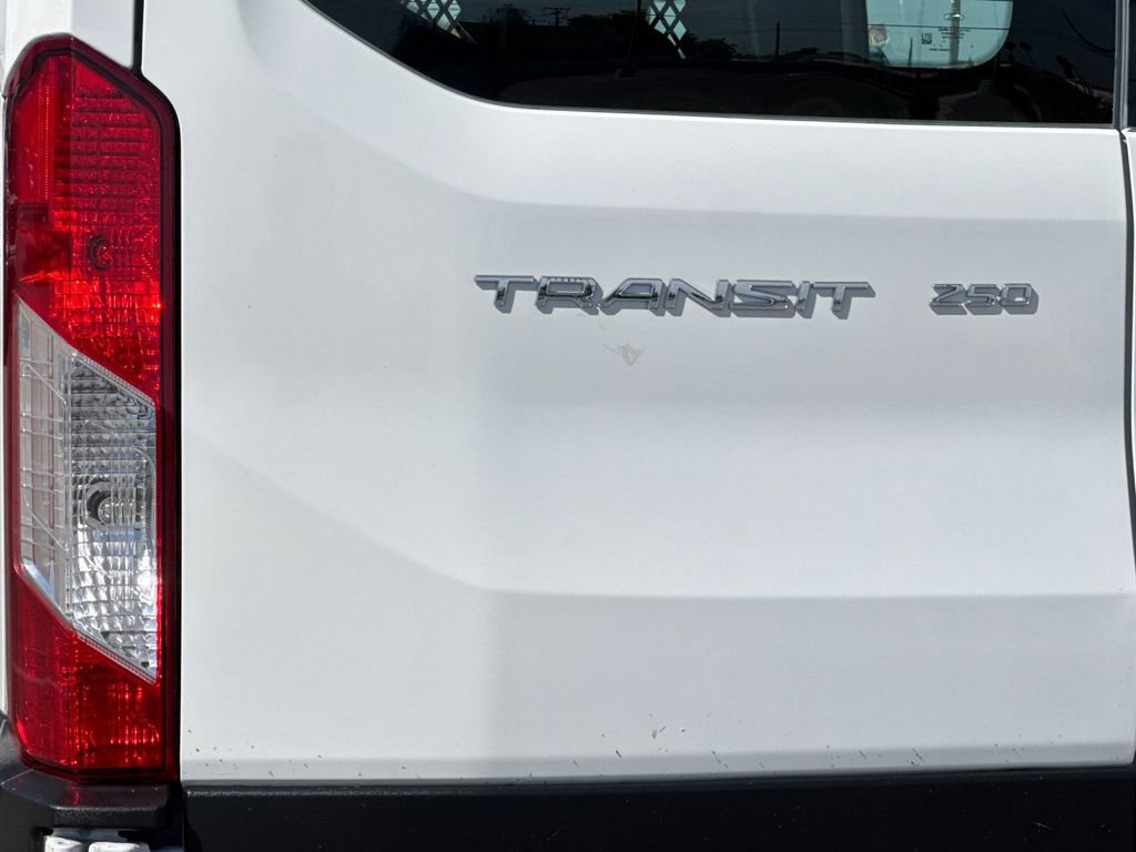 Used 2024 Ford Transit 250 Low Roof w/ Exterior Upgrade Package RWD image 29