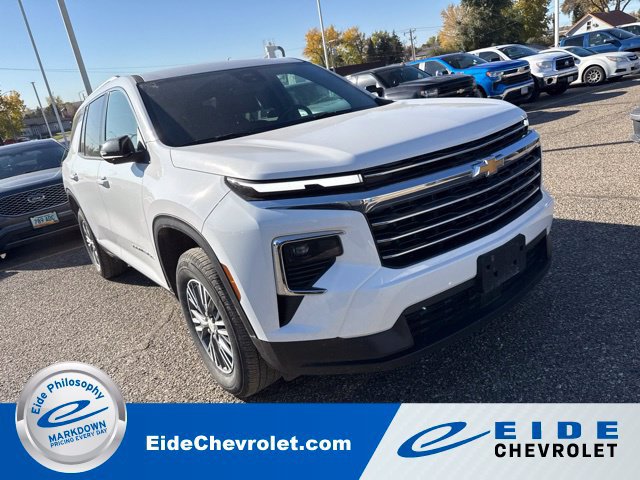 Used 2026 Chevrolet Traverse LT
