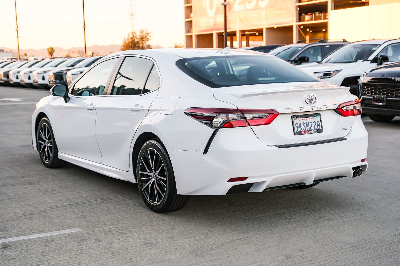 Certified 2024 Toyota Camry SE w/ Convenience Package FWD image 6