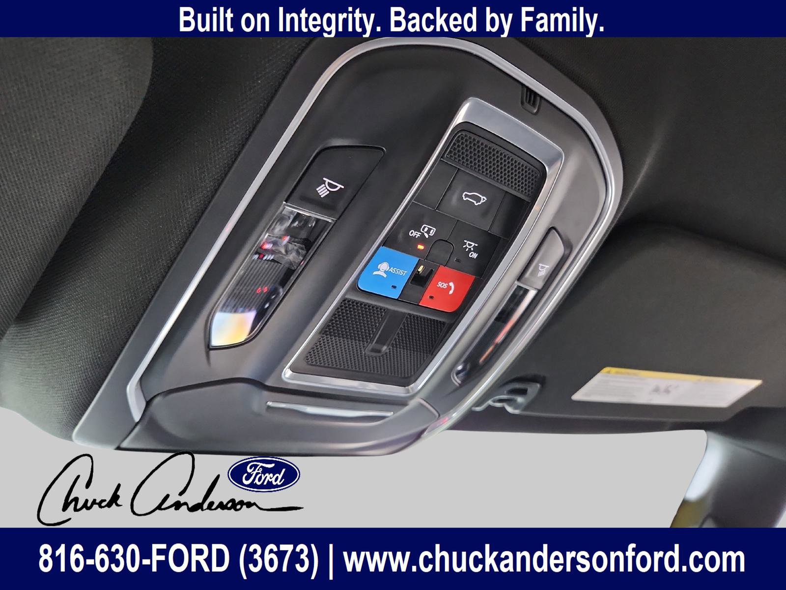 Used 2022 Jeep Wagoneer Series III w/ Flexible Seating Group image 17