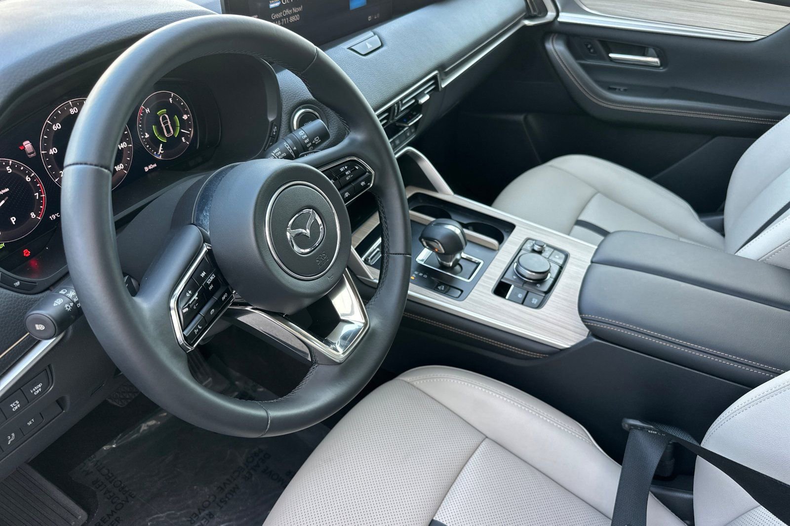 Certified 2025 MAZDA CX-70 3.3 Turbo w/ Premium Package image 10