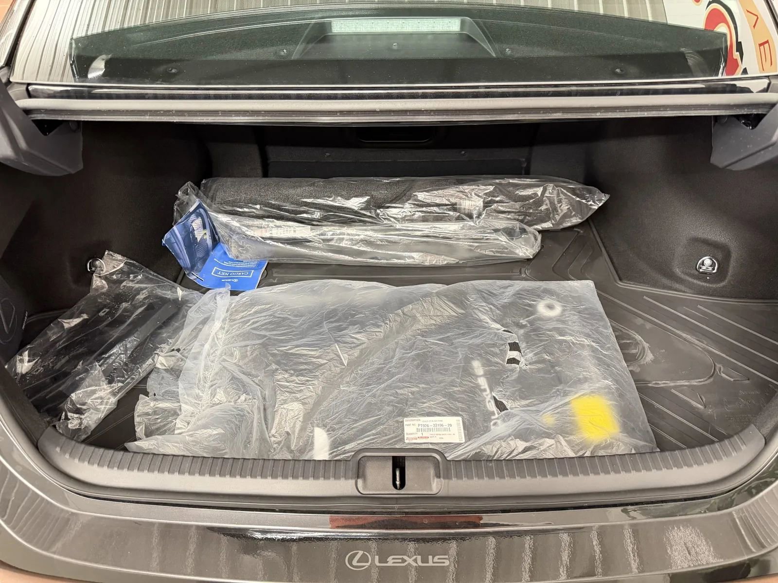 Used 2025 Lexus ES 350 w/ Technology Package FWD image 34