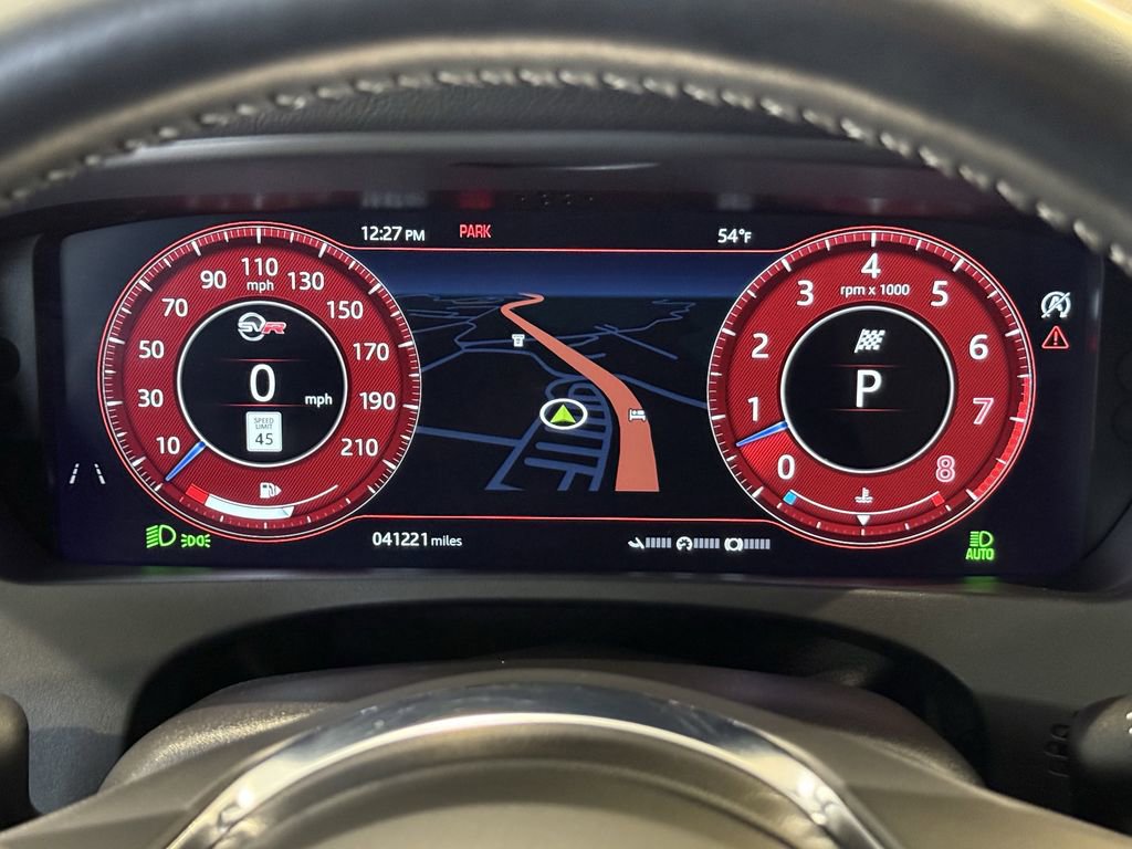 Used 2020 Jaguar F-PACE SVR image 32