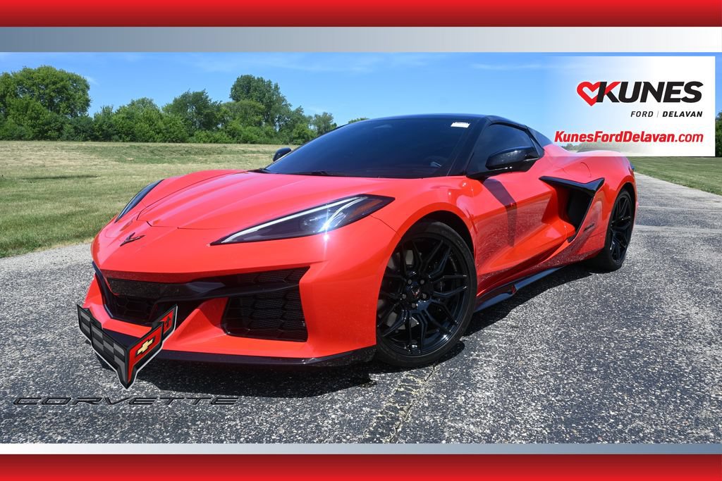 Used 2026 Chevrolet Corvette Z06 w/ Stealth Interior Trim Package RWD image 1
