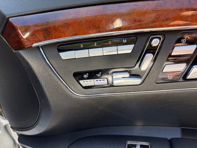Used 2009 Mercedes-Benz S 550 image 24