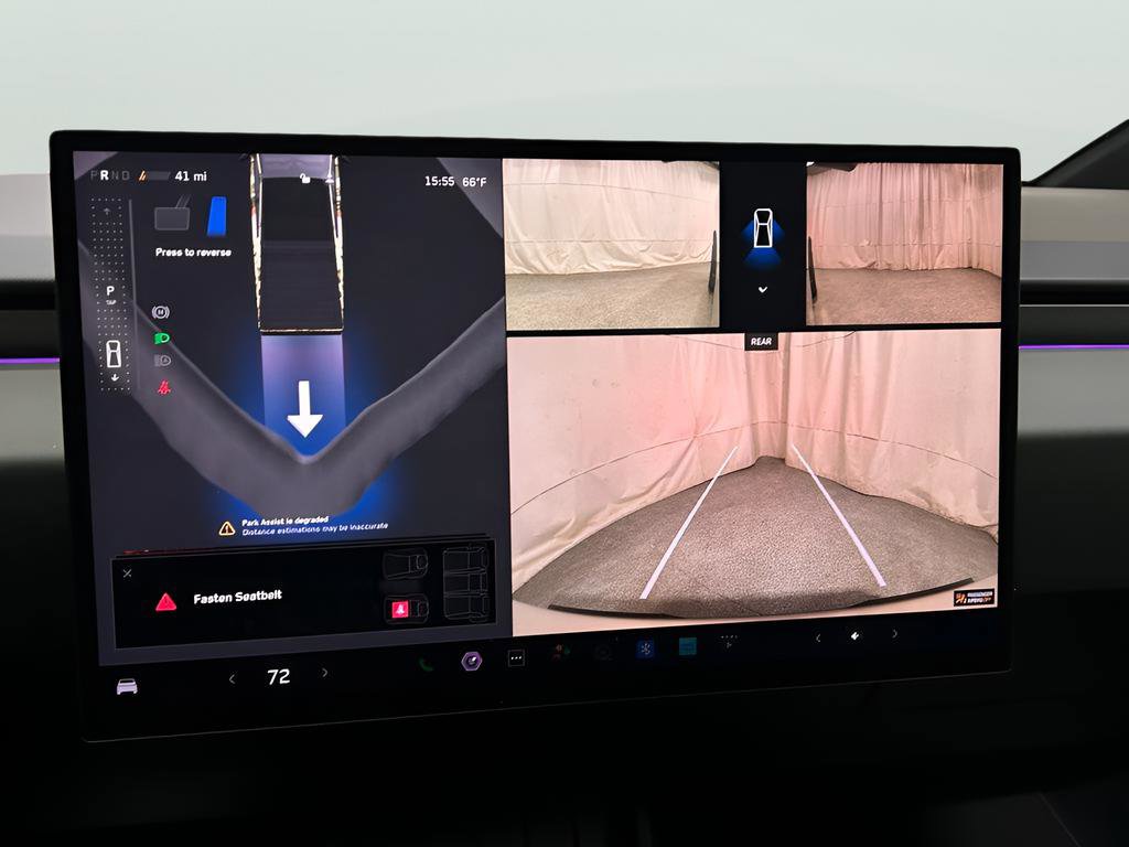 Used 2024 Tesla Cybertruck AWD Crew Cab image 20