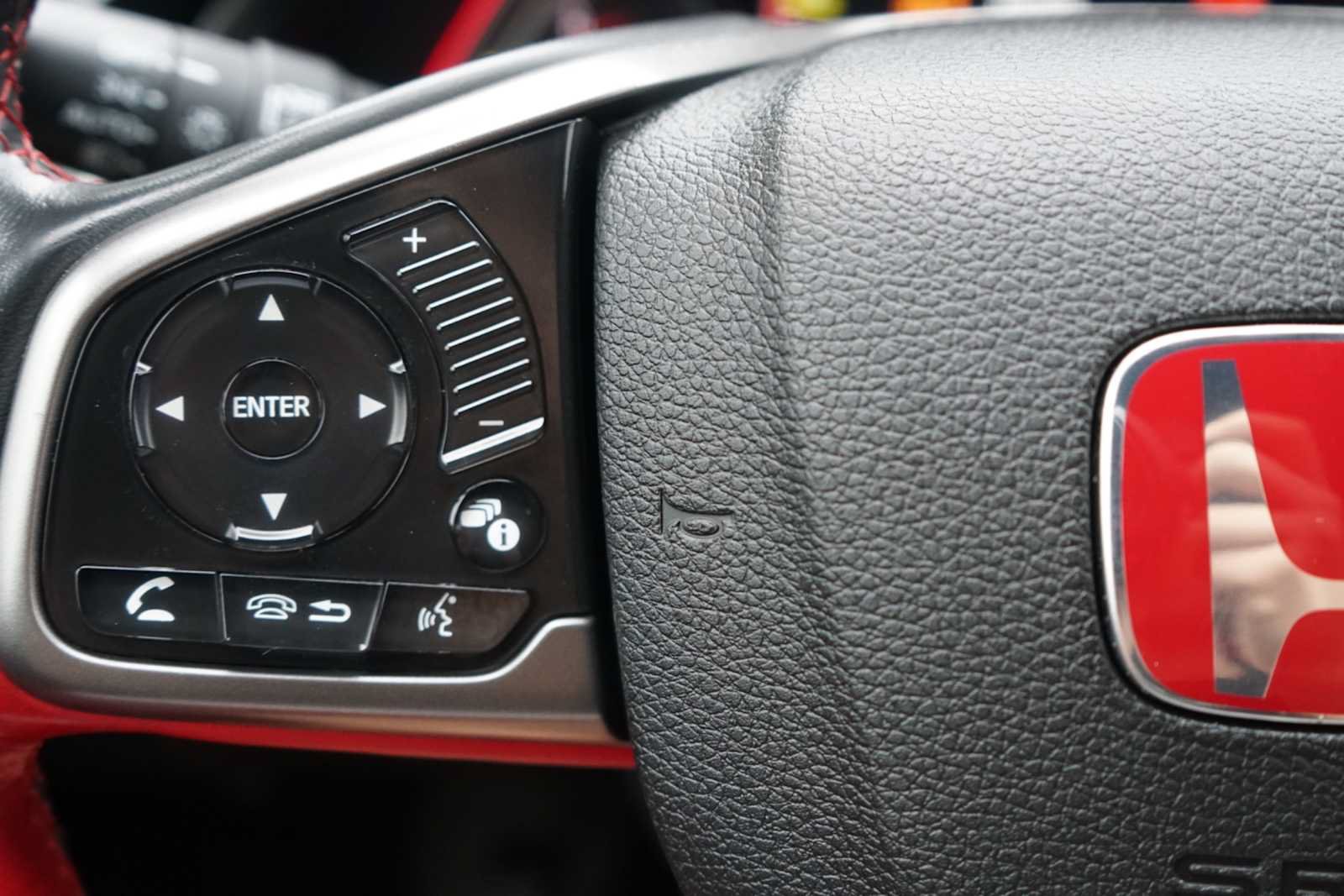 Used 2018 Honda Civic Type R image 16