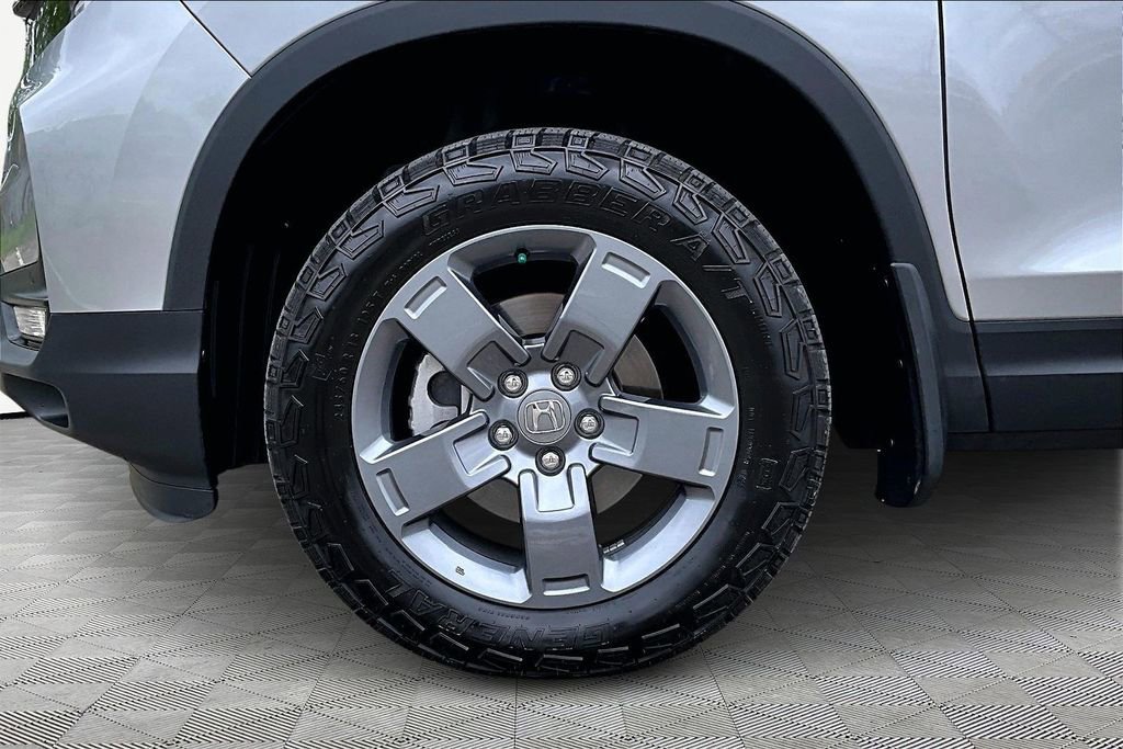 Used 2024 Honda Ridgeline TrailSport image 9