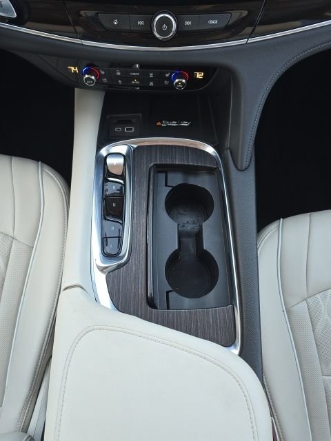 Used 2022 Buick Enclave Avenir w/ Avenir Technology Package image 39