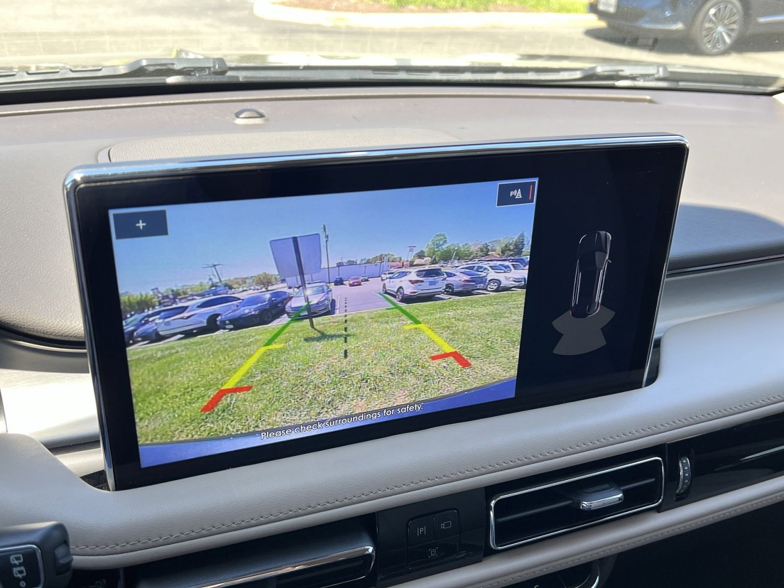 Used 2022 Lincoln Nautilus AWD image 20