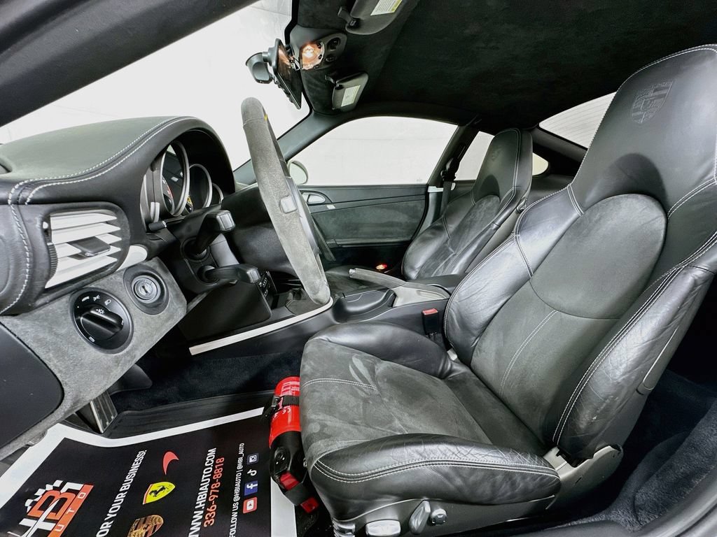Used 2010 Porsche 911 GT3 RWD image 14