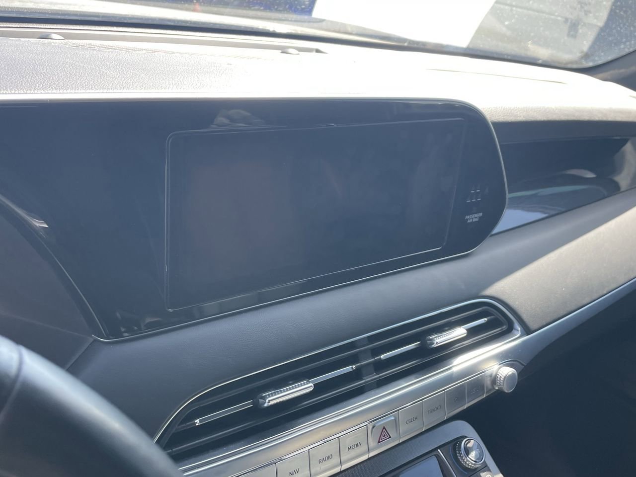 Used 2022 Hyundai Palisade Calligraphy w/ Winter Package image 12