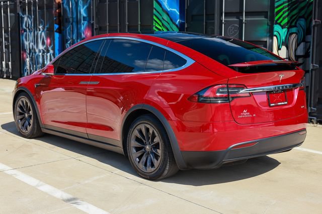 Used 2018 Tesla Model X 100D AWD/4WD image 8