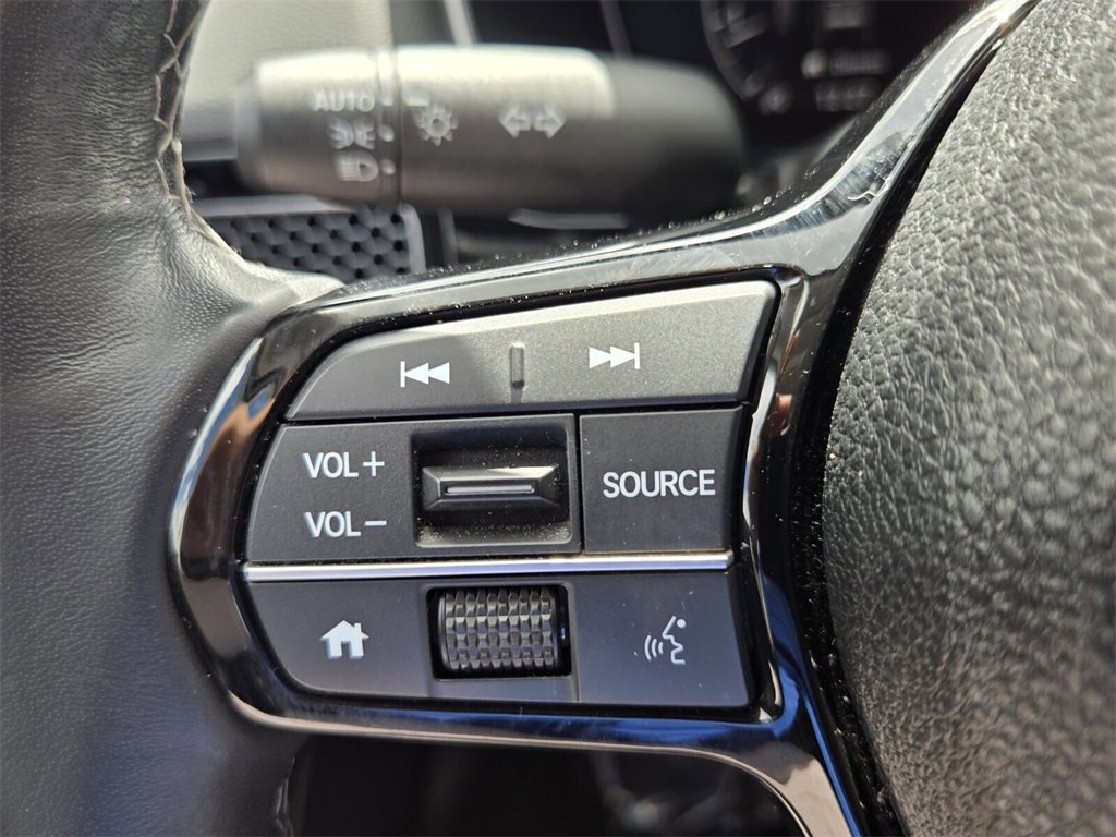 Used 2024 Honda Civic EX-L image 25