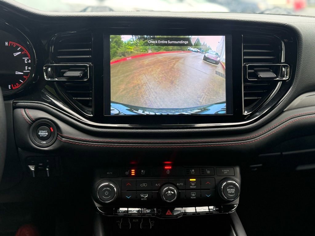 Used 2025 Dodge Durango GT image 39