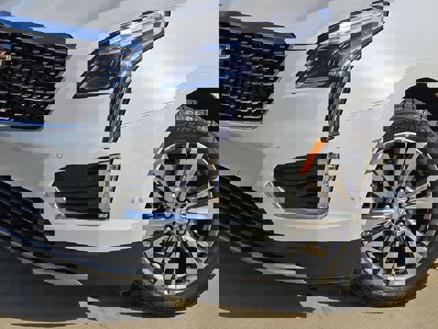 New 2025 Cadillac XT5 Premium Luxury w/ Technology Package image 7