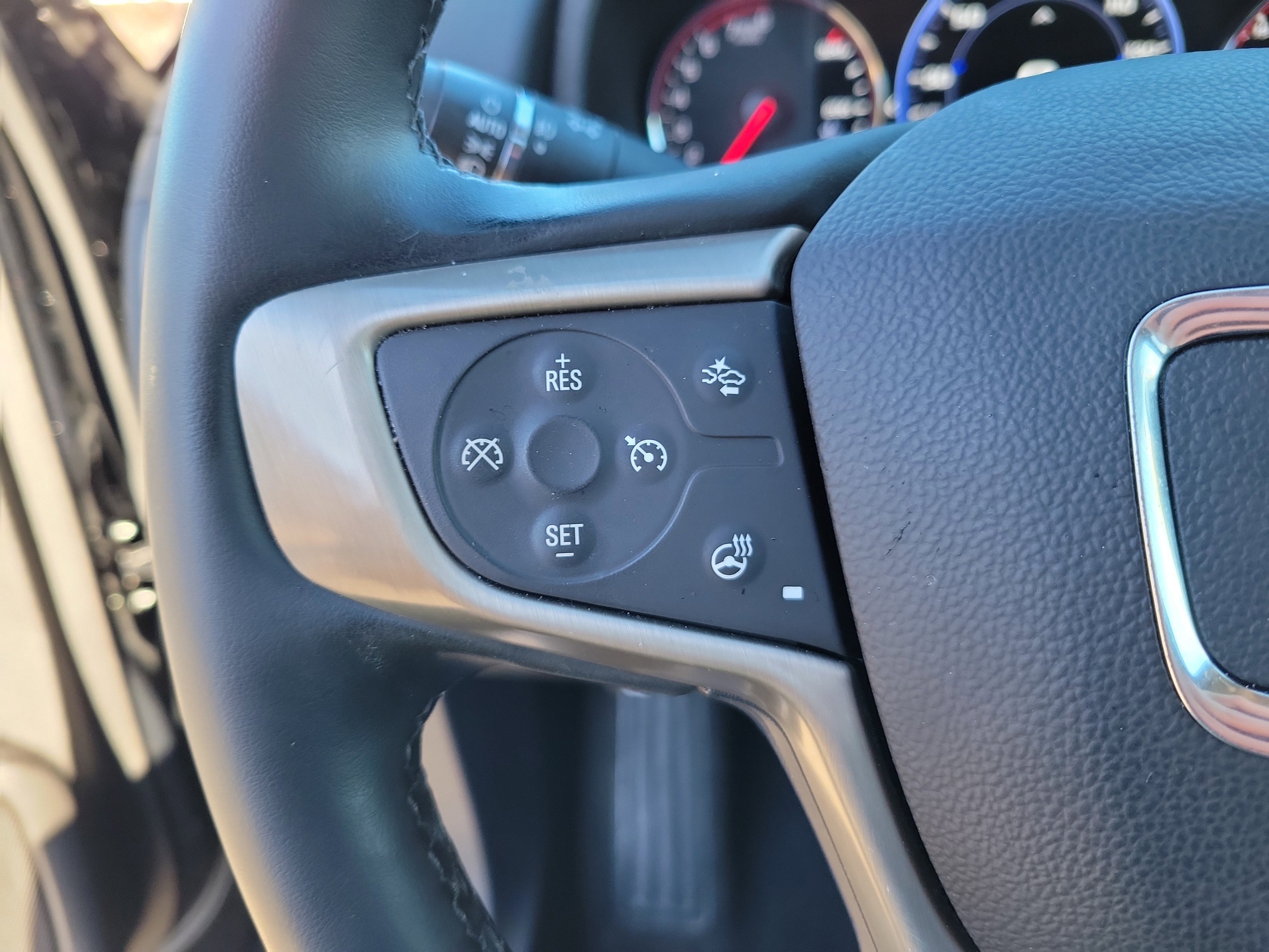 Used 2024 GMC Terrain Denali w/ Black Diamond Edition image 16