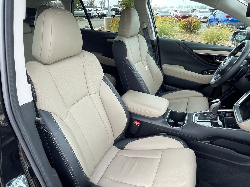 Used 2025 Subaru Outback Limited XT w/ Popular Package #2 image 31