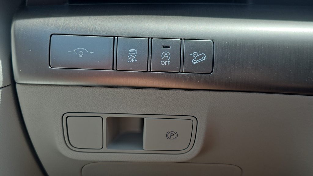 Certified 2026 Hyundai Kona SE FWD image 26