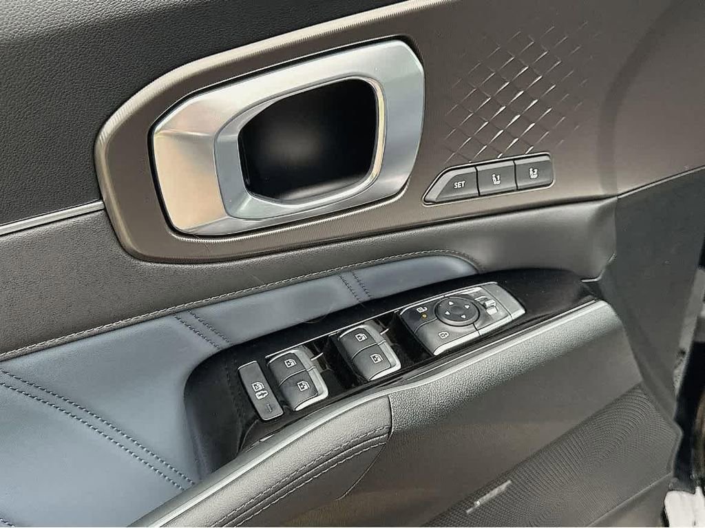 New 2025 Kia Sorento SX Prestige AWD/4WD image 20