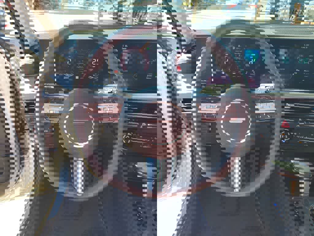 Used 2025 Hyundai Sonata SE image 25