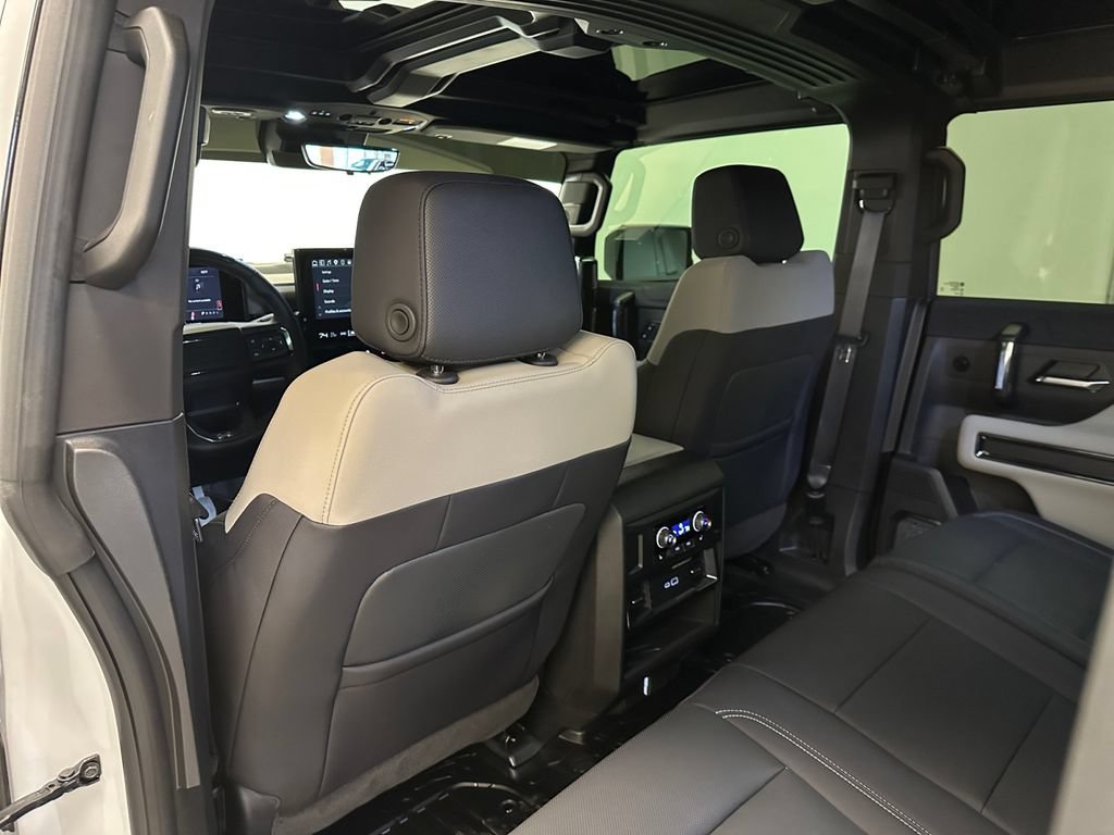 Used 2026 GMC Hummer EV SUV AWD/4WD image 21