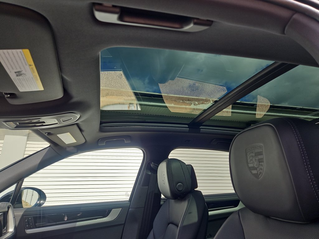 New 2026 Porsche Cayenne S AWD/4WD image 12