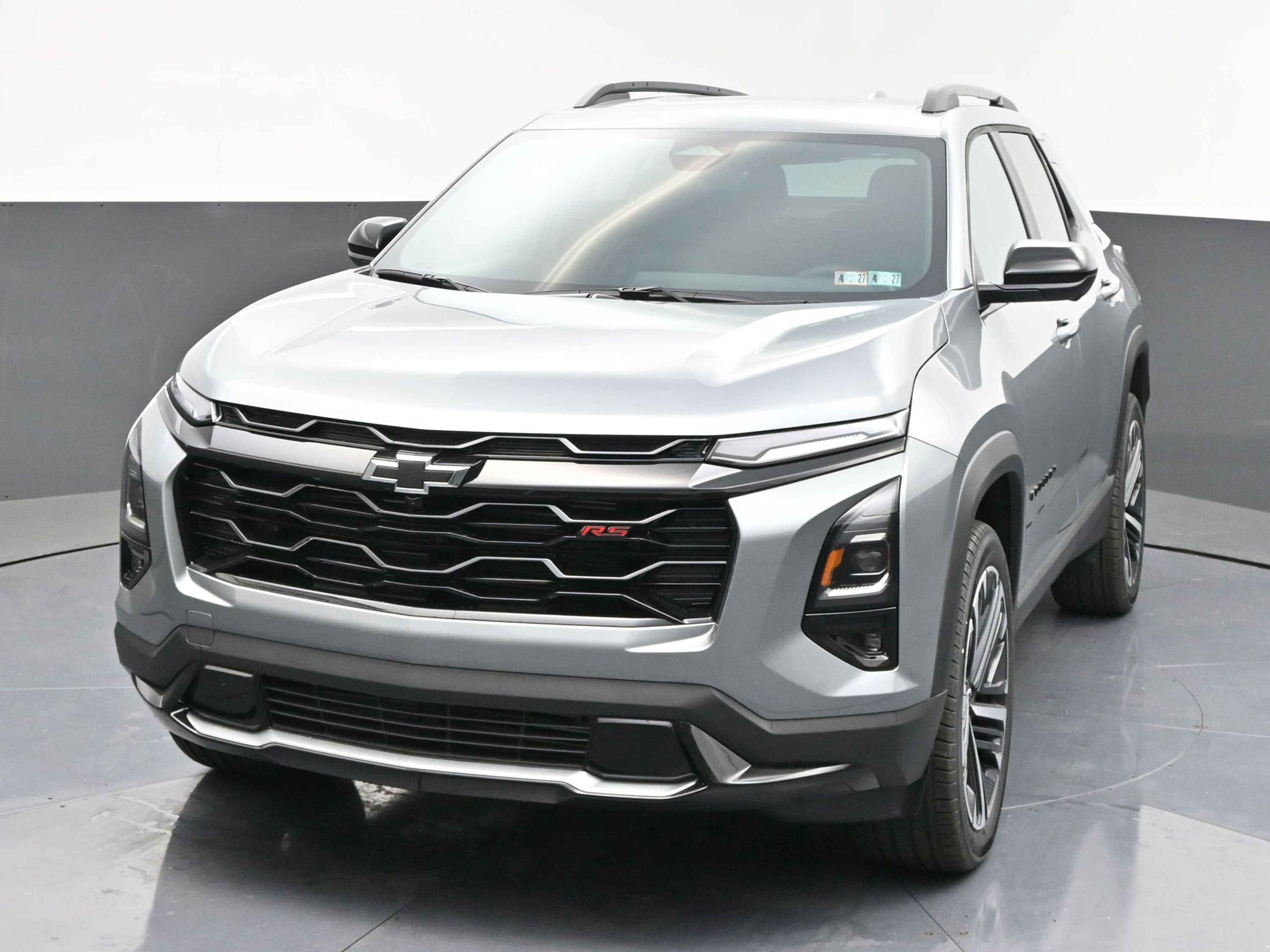 New 2026 Chevrolet Equinox RS w/ Safety and Technology Package AWD/4WD image 3