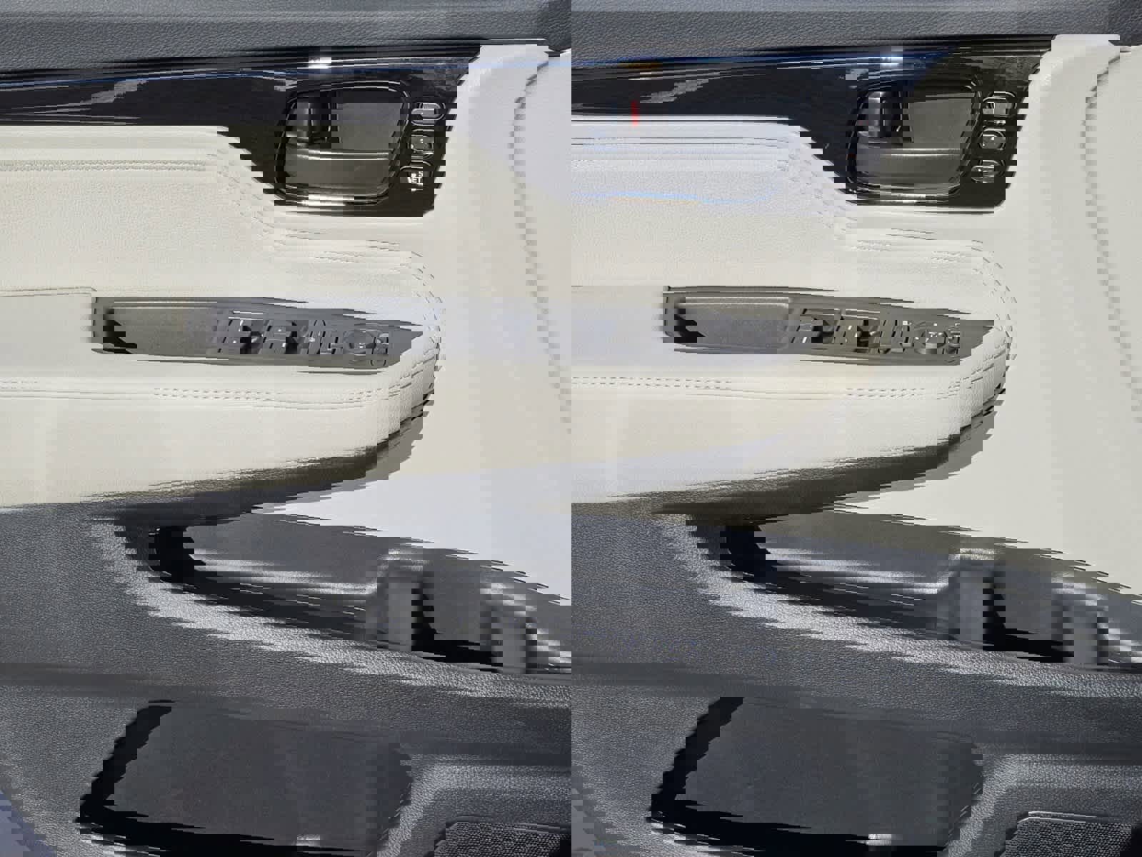 New 2026 Honda Odyssey Touring image 18