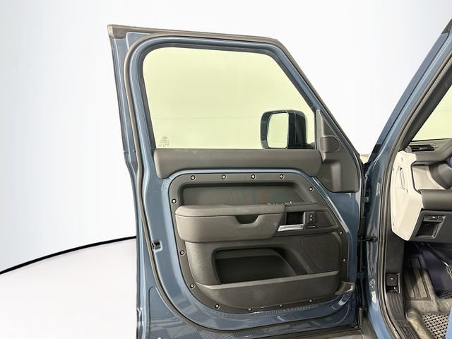 New 2025 Land Rover Defender 110 S AWD/4WD image 11