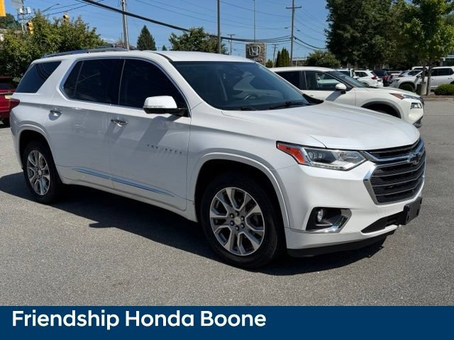 Used 2018 Chevrolet Traverse Premier w/ Driver Confidence II Package FWD image 3