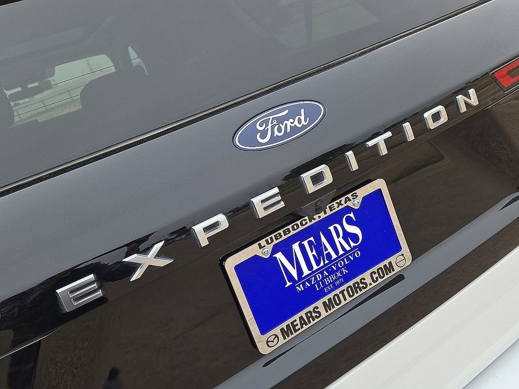 Used 2025 Ford Expedition Max Platinum AWD/4WD image 12