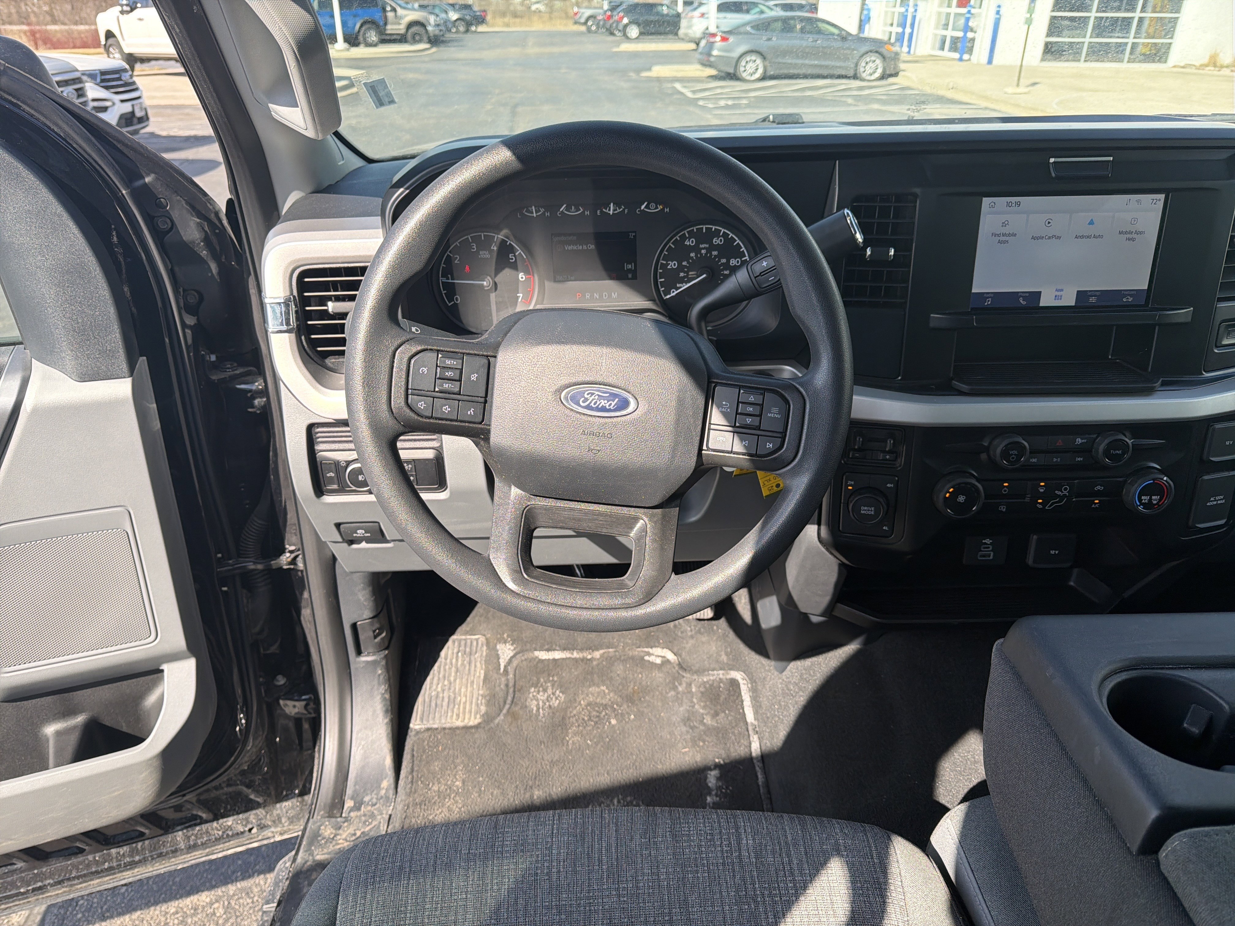 Certified 2025 Ford F250 XLT image 32