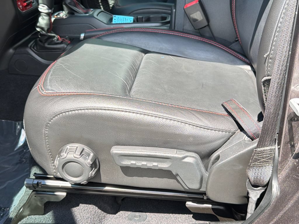 Used 2019 Jeep Wrangler Unlimited Rubicon AWD/4WD image 19