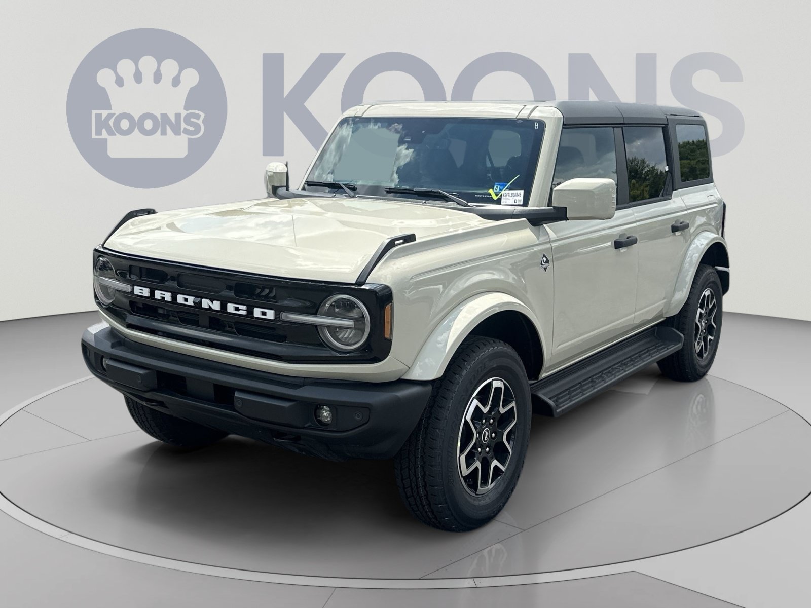 New 2026 Ford Bronco Outer Banks AWD/4WD image 1