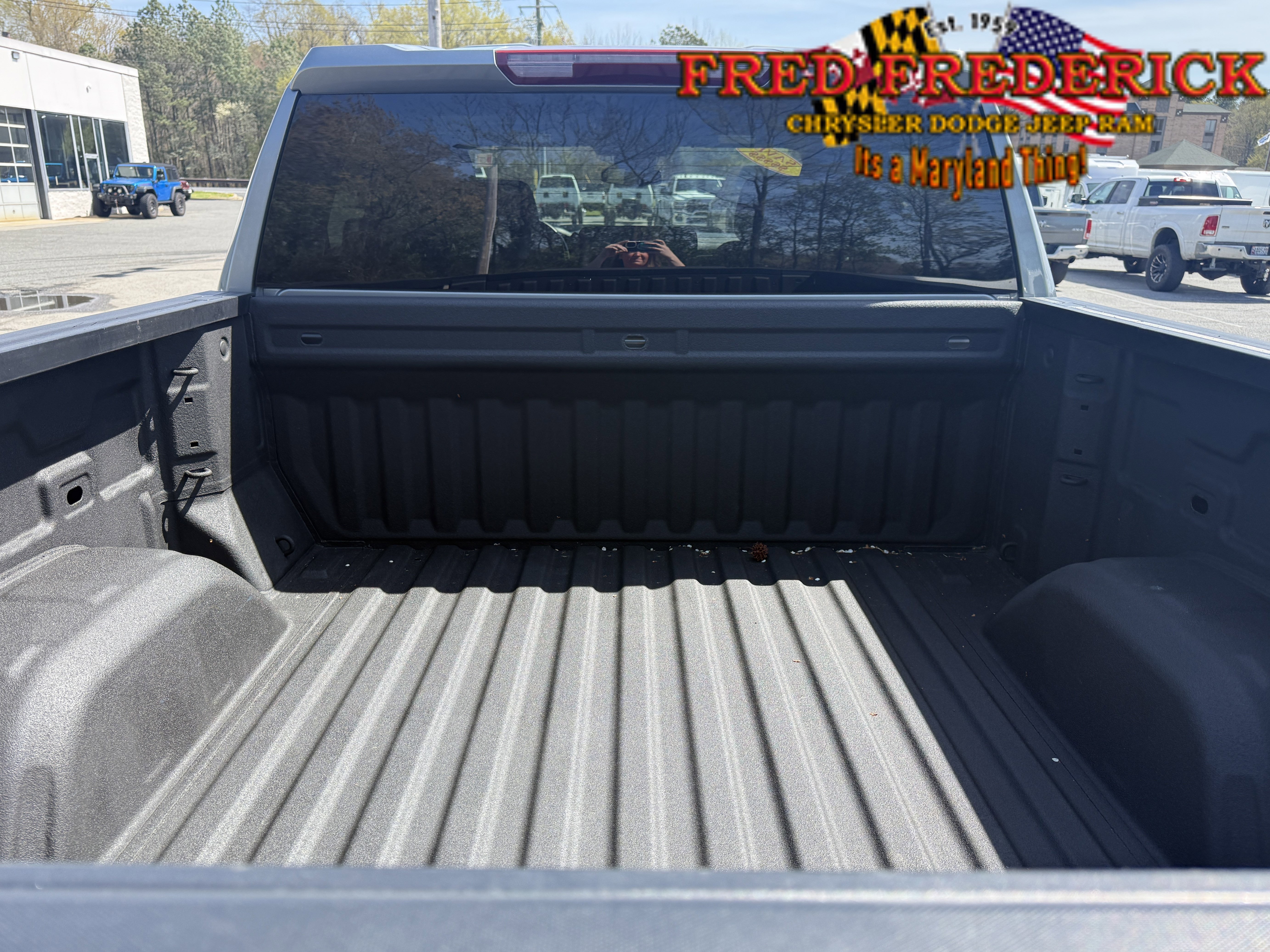 Used 2024 Chevrolet Silverado 1500 Custom Trail Boss w/ Turbomax Blackout Package AWD/4WD image 7
