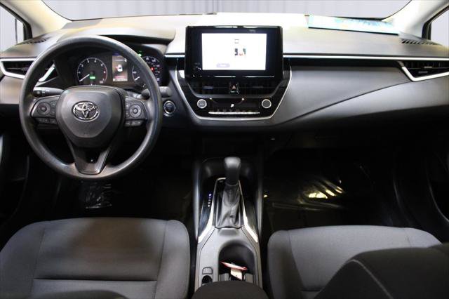Certified 2024 Toyota Corolla LE w/ LE Convenience Package image 2