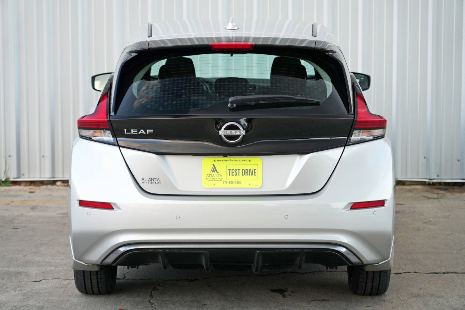 Used 2025 Nissan Leaf S image 44