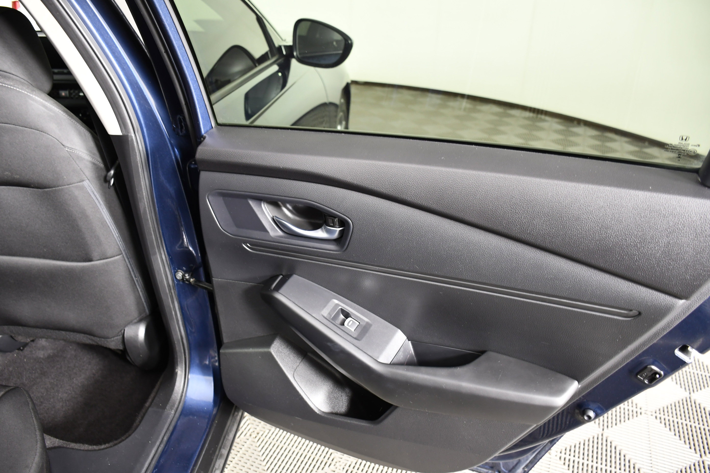 Certified 2024 Honda Accord EX image 41