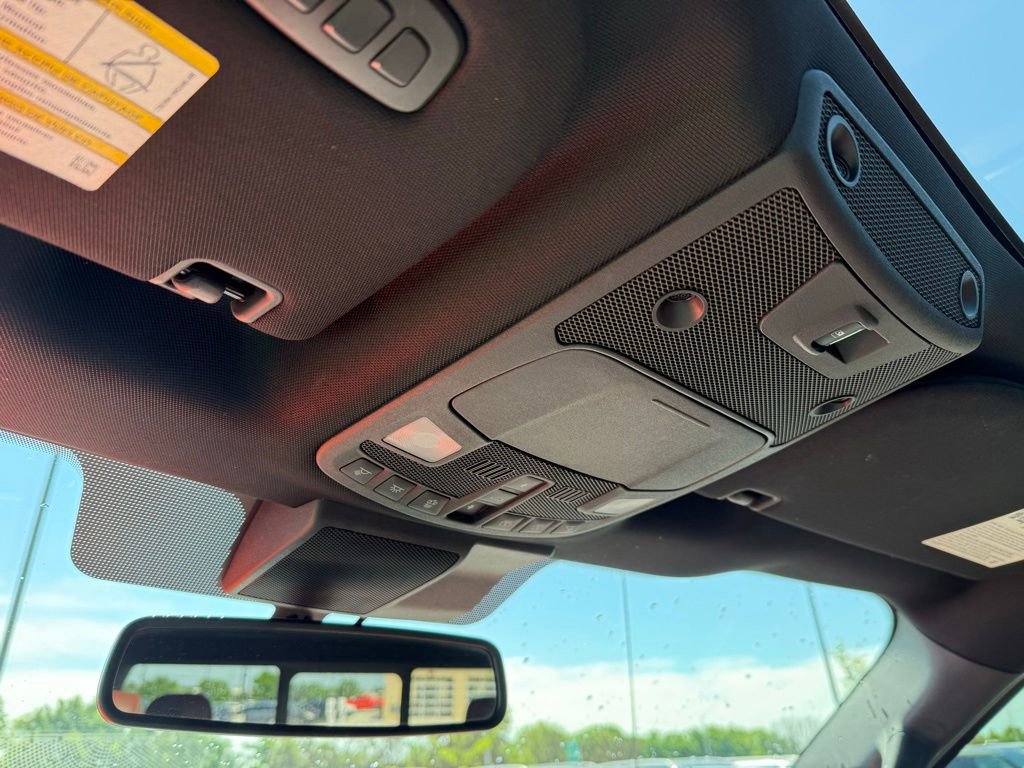 Used 2019 Ford F150 Platinum w/ Equipment Group 701A Luxury AWD/4WD image 20